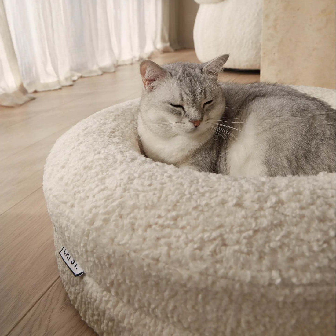 Solid Color Round Leisure Bed For Pets